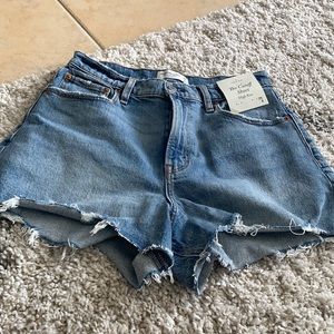 *NWT* Abercrombie & Fitch The Cutoff Short